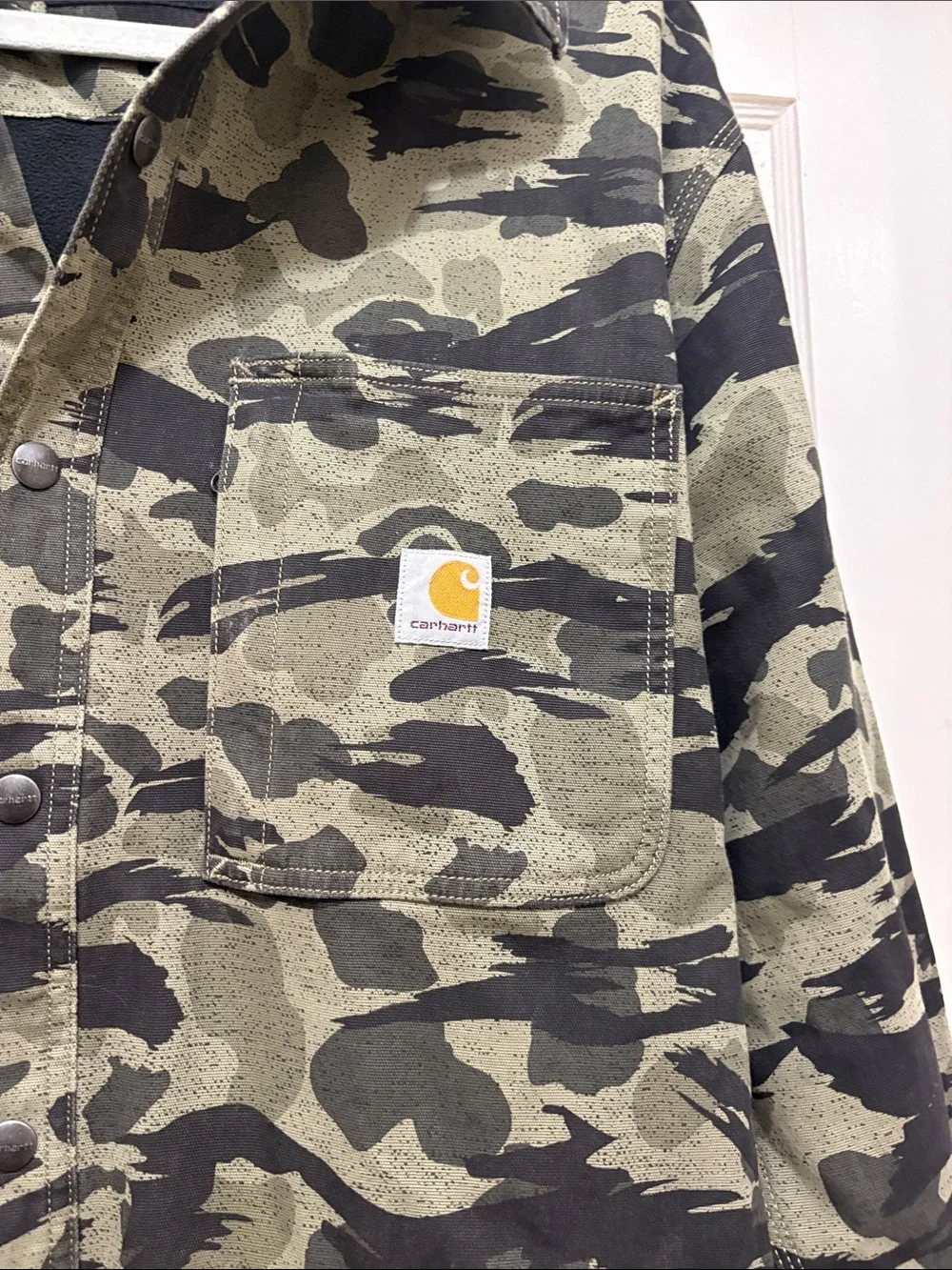 Carhartt Men’s Camouflage Field Jacket - Olive & Black